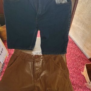 TWO PAIR MISSES BURMUDAS SHORTS. SIZE MISSES 16 REG.